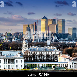 Canary Wharf da Greenwich Park Foto Stock