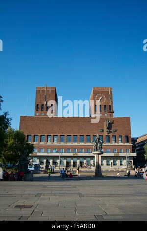 Il Municipio di Oslo harbour edificio monumento storico Foto Stock