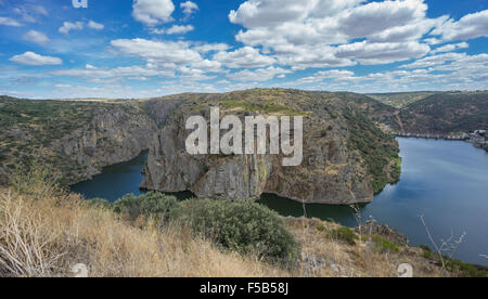 Ferro di Cavallo curva nel fiume Duero, Portogallo Foto Stock