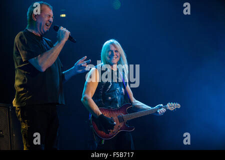 Assago Milano Italia. 31 ottobre 2015. Il British rock band Deep Purple si esibisce dal vivo sul palco al Mediolanum Forum durante il 'tour europeo 2015' Credit: Rodolfo Sassano/Alamy Live News Foto Stock