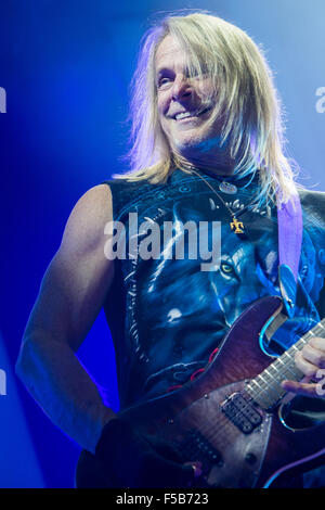 Assago Milano Italia. 31 ottobre 2015. Il British rock band Deep Purple si esibisce dal vivo sul palco al Mediolanum Forum durante il 'tour europeo 2015' Credit: Rodolfo Sassano/Alamy Live News Foto Stock