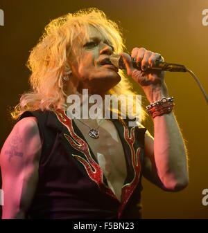 Il cantante rock e musicista Michael Monroe a Swindon Oasis Ottobre 2015 Foto Stock