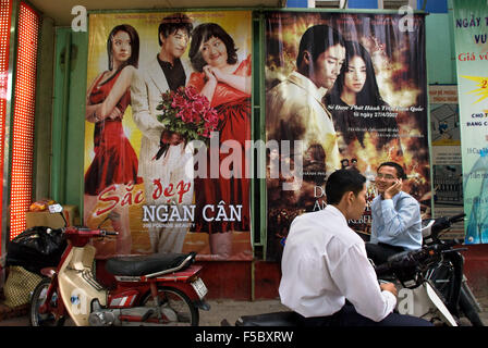 Film vietnamita ha annunciato per le strade della città di Ho Chi Minh. Foto Stock