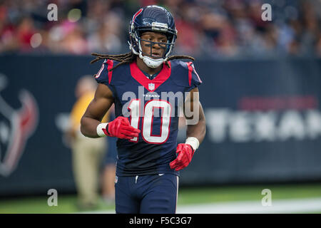 Houston, Texas, Stati Uniti d'America. 1 Nov, 2015. Houston Texans wide receiver DeAndre Hopkins (10) durante il terzo trimestre di un gioco di NFL tra Houston Texans e Tennessee Titans a NRG Stadium di Houston, TX del 1 novembre, 2015. Credito: Trask Smith/ZUMA filo/Alamy Live News Foto Stock