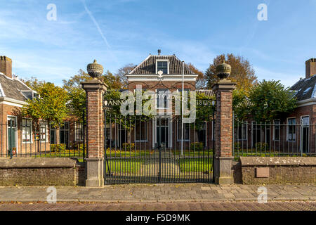 Koningshof o Re della Corte, l'ex fattoria di Carolus Boers. Un cortile risalente al 1805, costruito a forma di U intorno al cortile. Foto Stock
