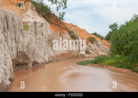 Red River nel prosciutto Tien canyon, Mui Ne, Vietnam Foto Stock