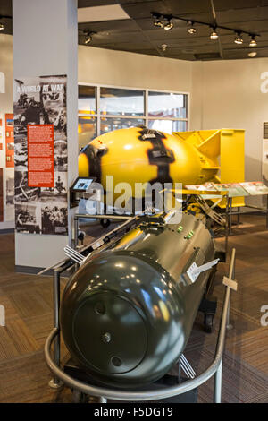 Los Alamos, New Mexico - Il Bradbury Science Museum contiene le repliche delle armi nucleari che sono stati fatti cadere sul Giappone. Foto Stock