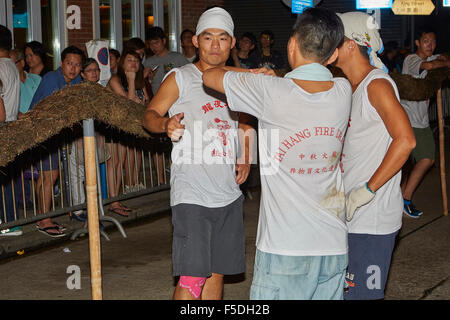 Annuale di Tai Hang Fire Dragon Dance Festival, settembre 2015. Foto Stock