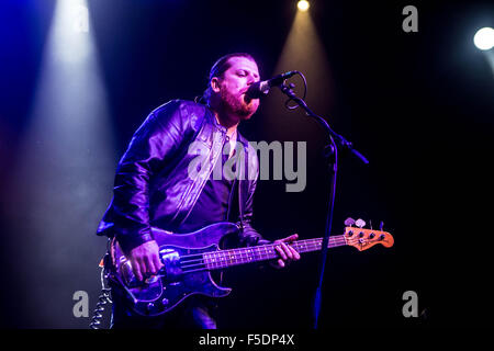 Milano, Italia. 02nov, 2015. the fratellis esegue live at fabrique in milano, Italia, il 02 novembre 2015 credit: mairo cinquetti/alamy live news Foto Stock