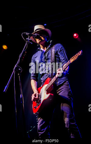 Milano, Italia. 02nov, 2015. the fratellis esegue live at fabrique in milano, Italia, il 02 novembre 2015 credit: mairo cinquetti/alamy live news Foto Stock