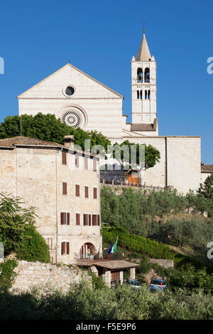 Basilica di Santa Chiara ad Assisi, comprensorio di Perugia, Umbria, Italia, Europa Foto Stock