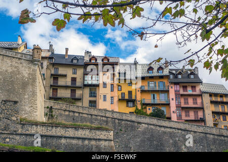 Briançon città fortificata in montagna, Francia Foto Stock