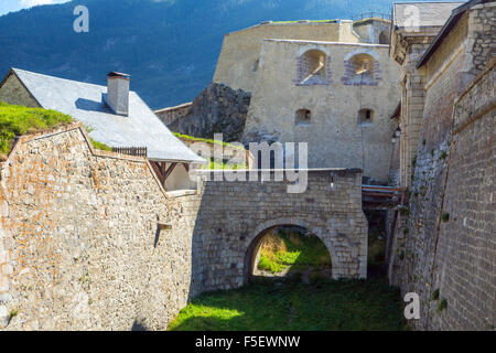 Briançon città fortificata in montagna, Francia Foto Stock