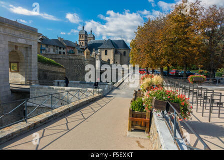 Briançon città fortificata in montagna, Francia Foto Stock