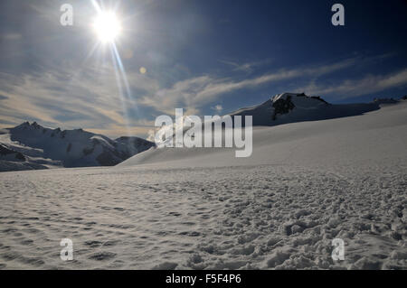 Ghiacciai e nevi a Aoraki o il Parco nazionale di Mount Cook, isola del Sud, Nuova Zelanda Foto Stock