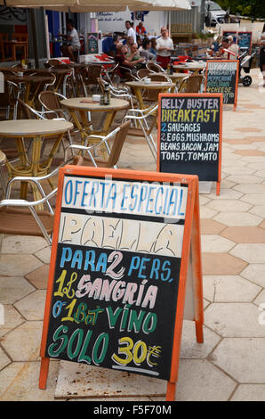 Il menu del ristorante in Figueretas Ibiza spagna Foto Stock