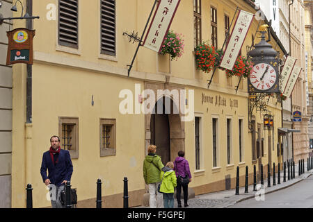 Il ristorante U Flekü, Praga, Repubblica Ceca Foto Stock