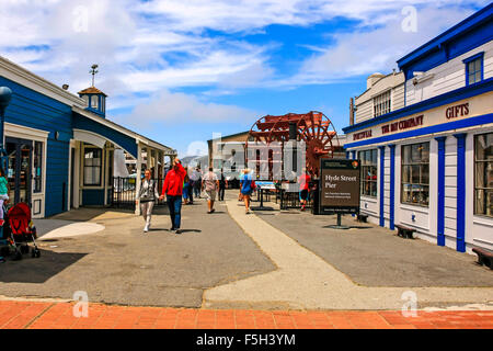 Hyde Street Pier. Parte del San Francisco National Historical Park Foto Stock