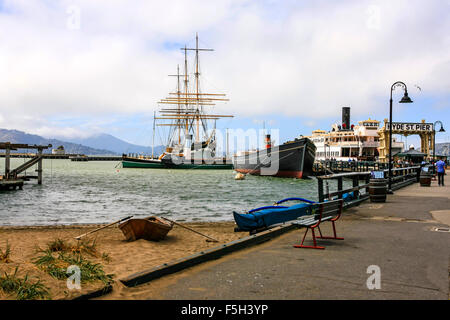 Hyde Street Pier. Parte del San Francisco National Historical Park Foto Stock