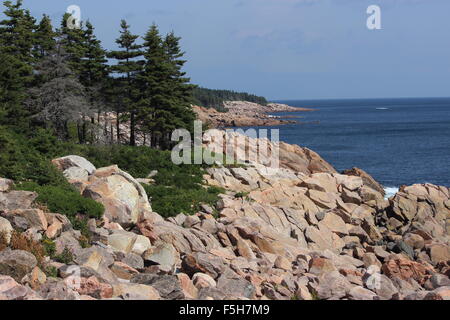 La costa atlantica lungo la Cabot Trail su Cape Breton Island in Nova Scotia , Canada Foto Stock