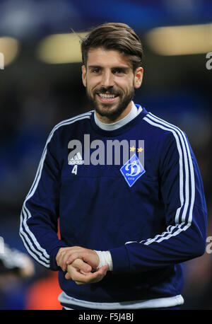 Stamford Bridge, Londra, Regno Unito. 04 Nov, 2015. Champions League. Chelsea contro Dinamo Kiev. Dinamo Kiev Miguel Veloso. Credito: Azione Sport Plus/Alamy Live News Foto Stock