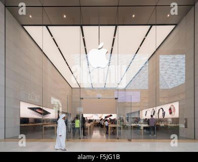 Nuovo Apple store a Yas Mall a Abu Dhabi Emirati Arabi Uniti Foto Stock