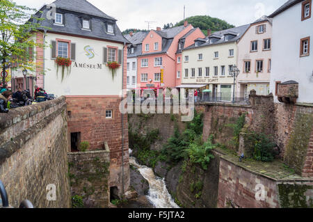 Leukbach cascata, wasserfall, Altstadt, città vecchia, Saarburg, Renania-Palatinato, Germania Foto Stock