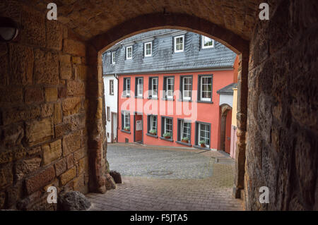 Vecchia porta della città, Altstadt Saarburg, Renania-Palatinato, Germania Foto Stock