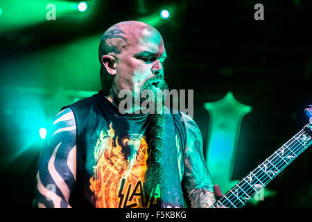 Milano, Italia. 5 novembre, 2015. cacciatrice performing live all'Alcatraz di milano, Italia, il 5 novembre 2015 credit: mairo cinquetti/alamy live news Foto Stock