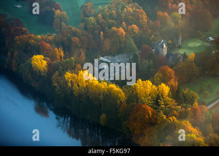 Essen Golf Club Haus Oefte eV Kettwig, fiume Ruhr, la Ruhr, autunno umore Atmosfera mattutina, Essen-Kettwig, Essen, la zona della Ruhr, Foto Stock