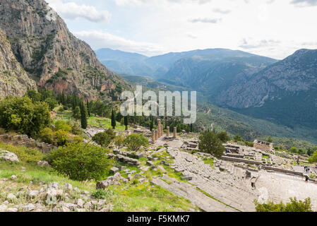 Il sito archeologico di Delfi è stata iscritta sulla lista del Patrimonio Mondiale dell'UNESCO. Il Tempio di Apollo Foto Stock