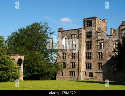 Le rovine della vecchia Hardwick Hall, DERBYSHIRE REGNO UNITO Inghilterra Foto Stock