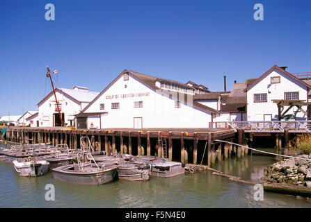 Golfo di Georgia Cannery National Historic Site lungo il fiume Fraser, Steveston, BC, British Columbia, Canada Foto Stock