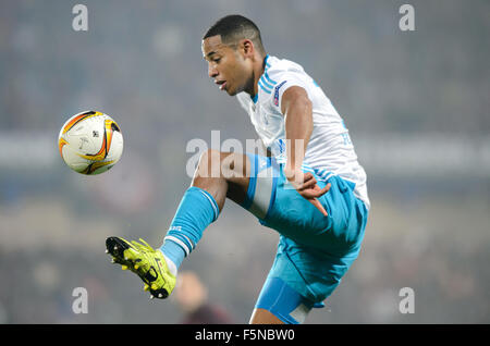 Praga, Repubblica Ceca. 05 Nov, 2015. Dennis Aogo di Schalke durante l'Europa League gruppo K partita di calcio tra Sparta Praga e FC Schalke 04 al Letna Stadium di Praga Repubblica Ceca, 05 novembre 2015. Foto: Thomas Eisenhuth/dpa/Alamy Live News Foto Stock