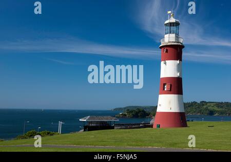 Smeaton torre del faro sul Hoe a Plymouth, Devon,un memoriale al suo designer, John Smeaton l'ingegnere civile. Foto Stock