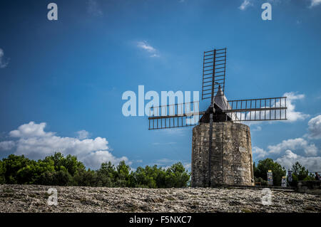 Francia, Alphonse Daudet il mulino a vento in Fontvieille Foto Stock