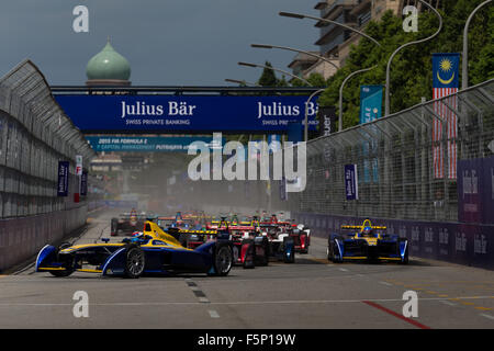 Malaysia, Putrajaya. 7 Nov 2015. Durante il giorno della gara per il Round 2 FE 2015 Putrajaya ePrix. Sharkawi Che Din/Alamy Live News Foto Stock