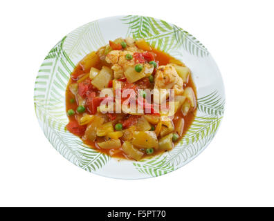 Ghiveci - stufato di verdure cotte o insalata di verdure. Foto Stock