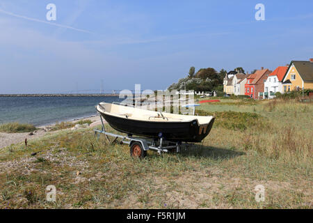 Vista del Grande Belt bridge da Halsskov, Korsør, Zelanda, Danimarca Foto Stock