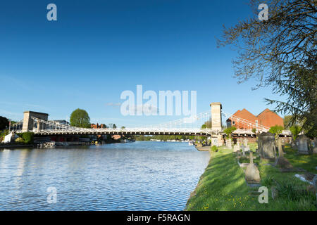 Sospensione di Marlow Bridge, Marlow, Buckinghamshire, Inghilterra, Regno Unito Foto Stock