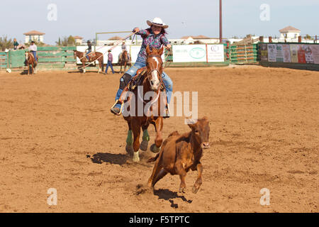 I giovani a competere in gioventù NSRA rodeo a Lincoln, California Foto Stock