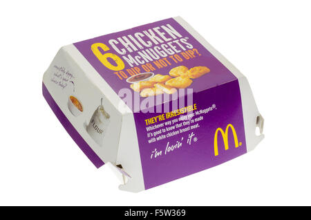 Scatola di McDonald's pepite di pollo McNuggets o Fast Food Foto Stock