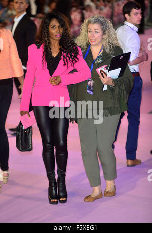 Premiere europeo di 'Miss è già tenuto a Vue West End in Leicester Square - Arrivi con: Sinitta dove: Londra, Regno Unito quando: 17 Set 2015 Foto Stock