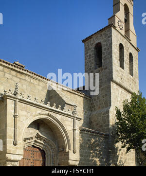 Spagna. Comunità di Madrid. Villa del Prado. Chiesa di San Giacomo, XV-XVI secolo. Facciata. Foto Stock