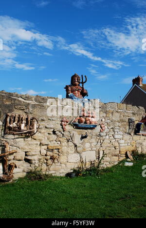 Nautico sculture naif a Seaton Sluice. Foto Stock