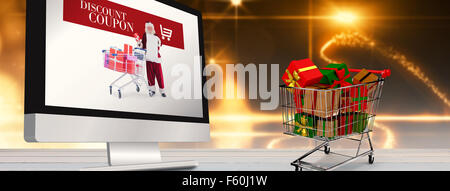 Immagine composita del carrello pieno di doni Foto Stock