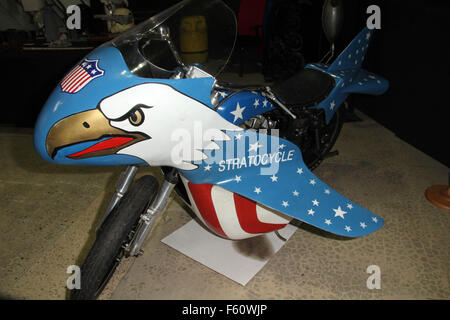 Profili nella storia multi milionario Hollywood memorabilia di anteprima di aste dotate di: Evil Knievel's Stratocycle dove: Calabasas, California, Stati Uniti quando: 26 Set 2015 Foto Stock