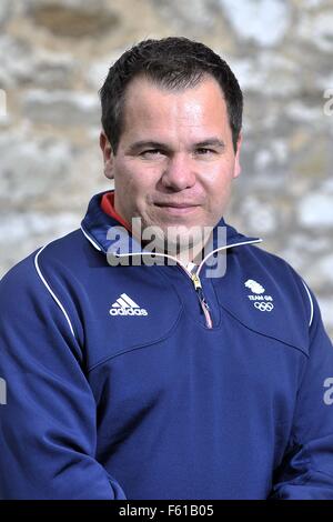 Abbazia di Bisham Marlow., Bucks, Regno Unito. 10 Novembre, 2015. Steve Scott (Mens Double Trap). Annuncio TeamGB delle riprese di atleti per Rio 2016 Olimpiadi. Abbazia di Bisham. Marlow. Buckinghamshire. In Inghilterra. Regno Unito. 10/11/2015. Credito: Sport In immagini/Alamy Live News Foto Stock