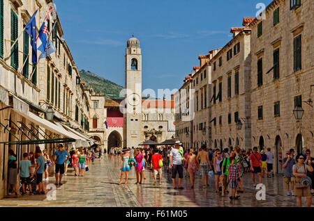 Dubrovnik Città Vecchia sulla Dalamatian costa della Croazia, dell'Adriatico. Un sito Patrimonio Mondiale dell'UNESCO. Foto Stock