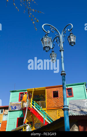 Caminito, un tradizionale vicolo, di grande interesse culturale e il turismo nel distretto di La Boca a Buenos Aires, Argentina. Foto Stock